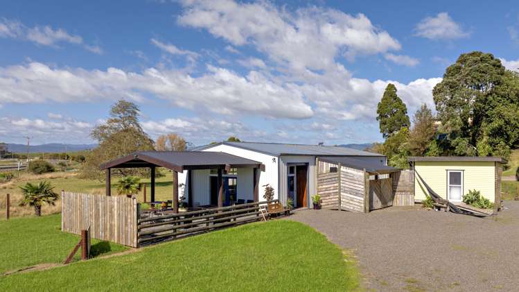 15 Dunlop Road Waiotahe_35