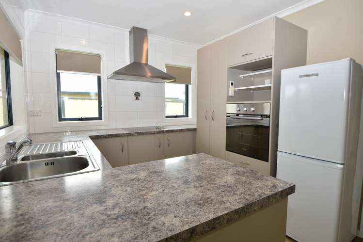 13 Seddon Street Carterton_3