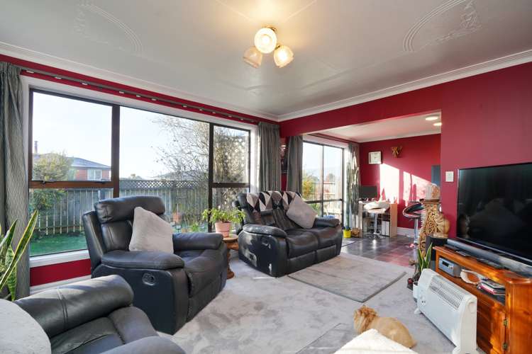 11 Lothian Crescent Strathern_7