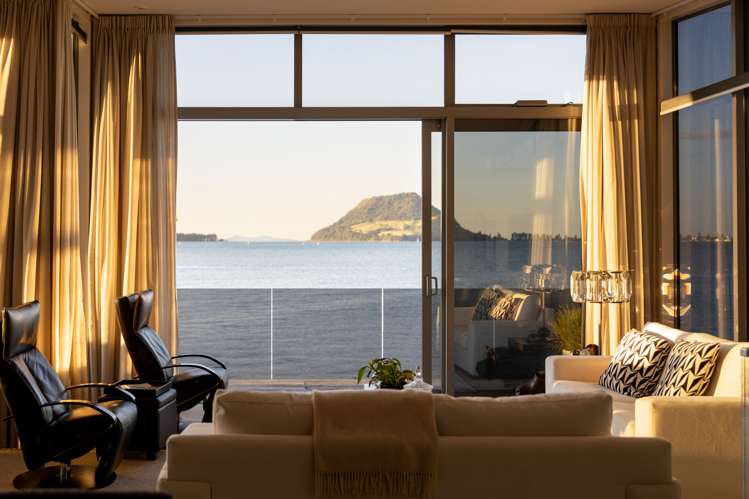 108 Harbour Drive Otumoetai_12