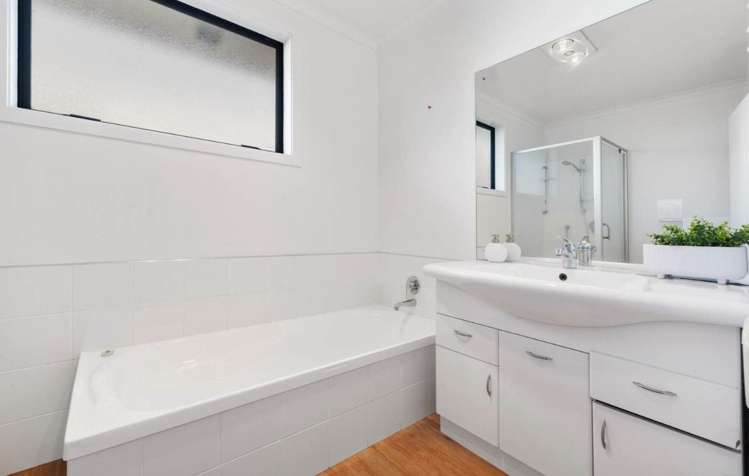 20 Richardson Avenue Pukekohe_11