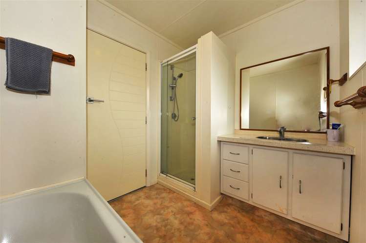 4 Springmead Place Hornby_11