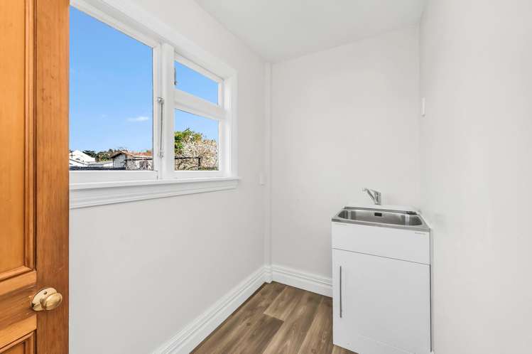 14 Lee Street Southbridge_15