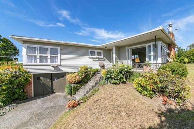 40 Tiroroa Avenue Te Atatu South_1