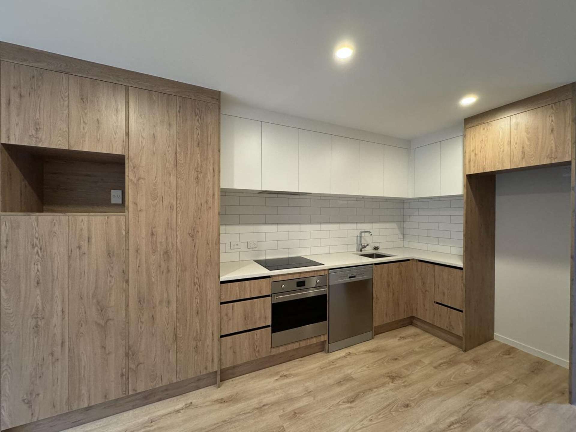 8/169 Beach Haven Road 1603_0