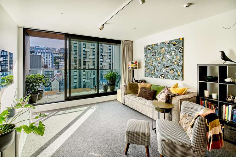 907/161 Victoria St_0