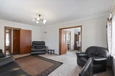 312 Sandringham Road_3