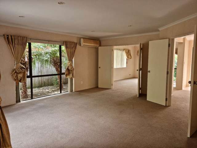 41 Baverstock Road Flat Bush_3