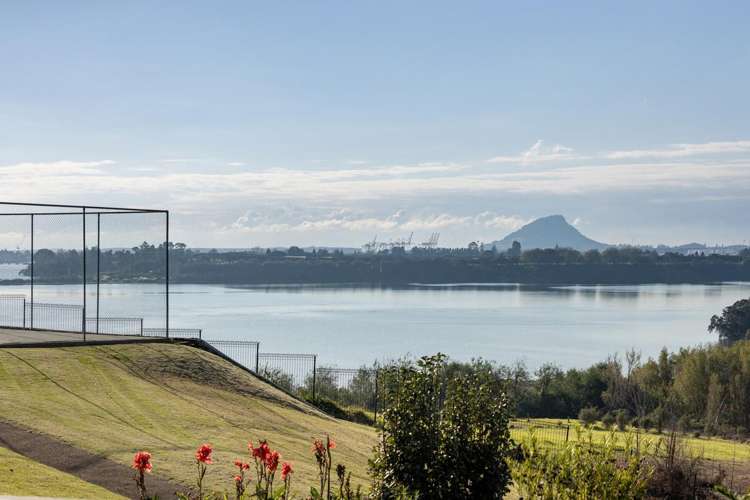14/674 Ranginui Road Welcome Bay_2