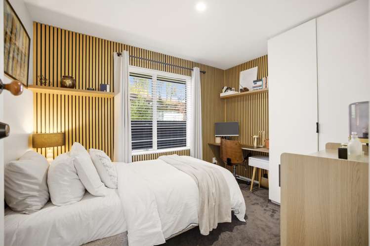 42 Trafford Street Harewood_12