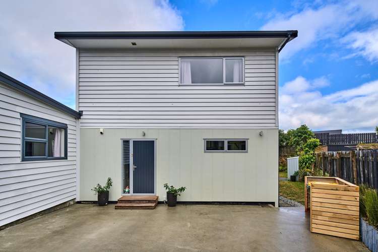 109a Gloaming Hill Titahi Bay_20