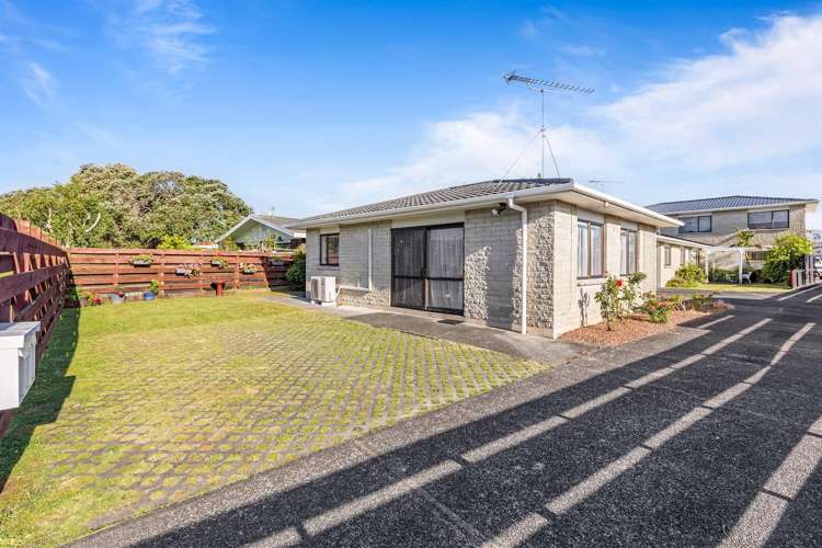 Flat 1/54 Florence Avenue Orewa_12