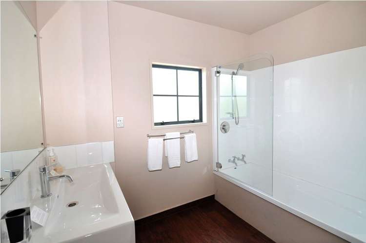 93 Charles Street Blenheim Central_9