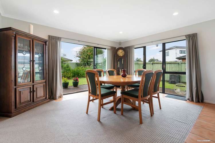 17 Lothian Brae Wattle Downs_5