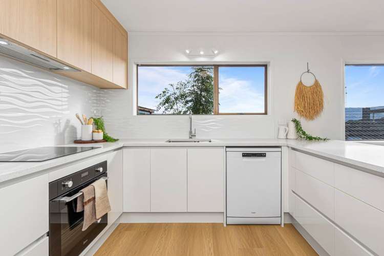 2 Bay Vista Drive Red Beach_5