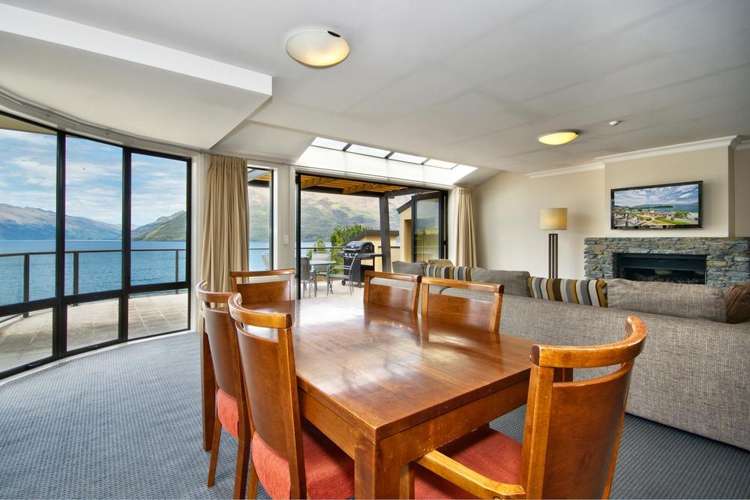 905/34 Lake Esplanade Queenstown_9