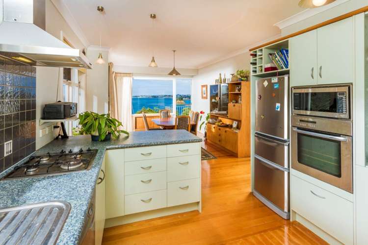 7 Ringwood Street Torbay_14