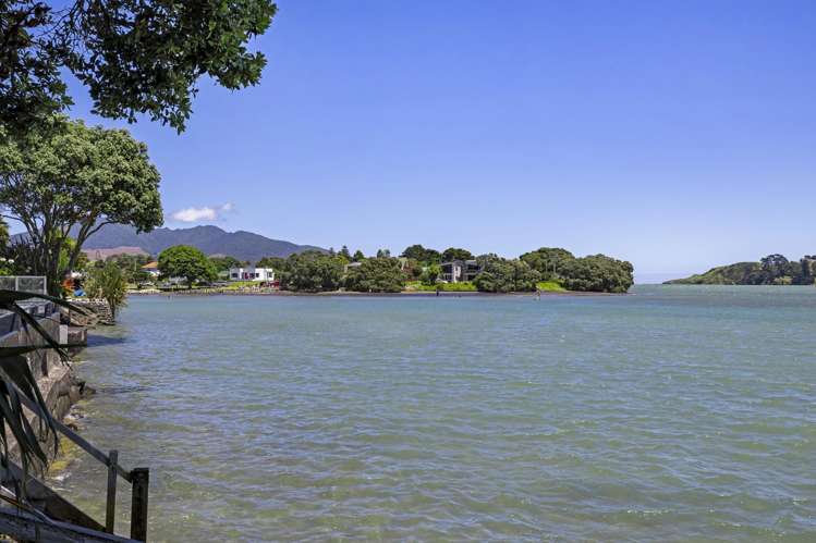 64 Wallis Street Raglan_11