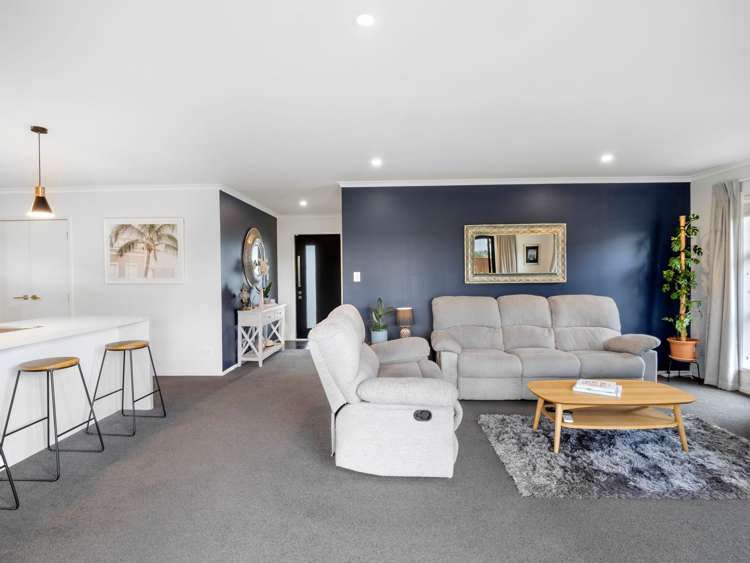 20 Magnolia Crescent Tawhero_8