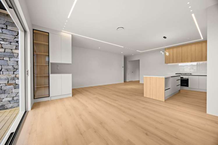 44 Furlough Road_5