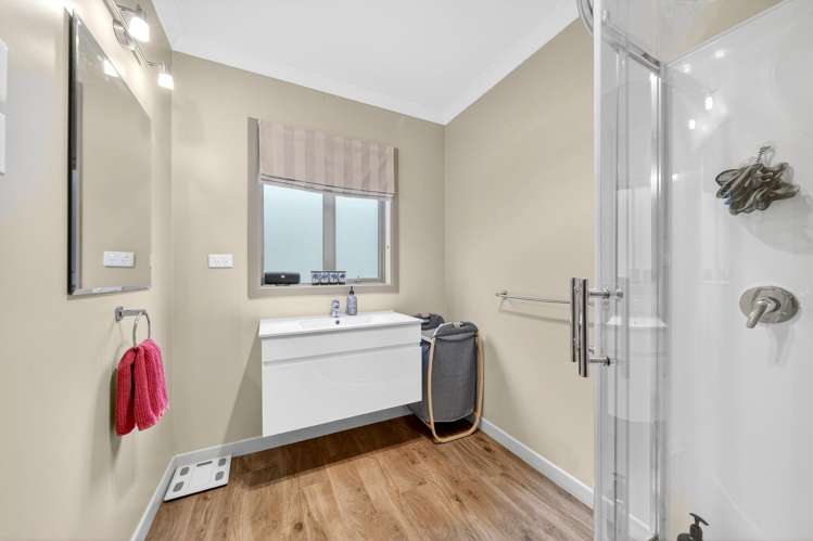 142 Norfolk Road Carterton_42