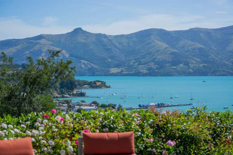 11 Settlers Hill Akaroa_2