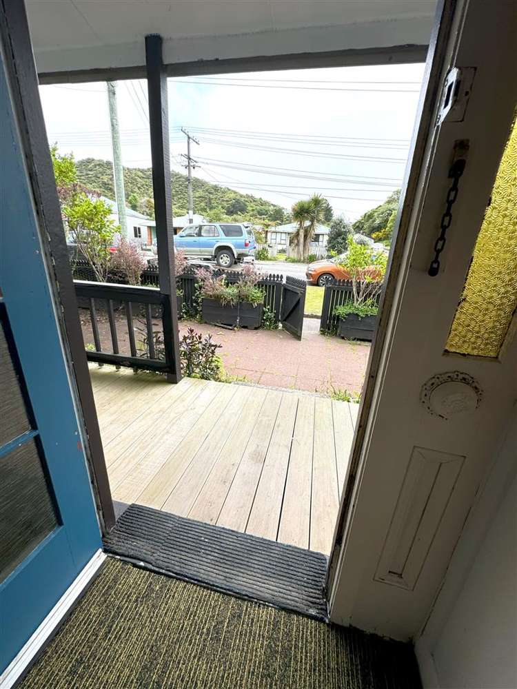 33 Murray Street Greymouth_18