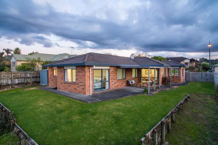 21 Brittany Drive Henderson_16