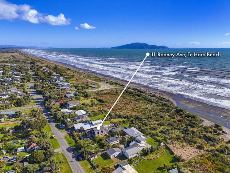 11 Rodney Avenue Te Horo Beach_0