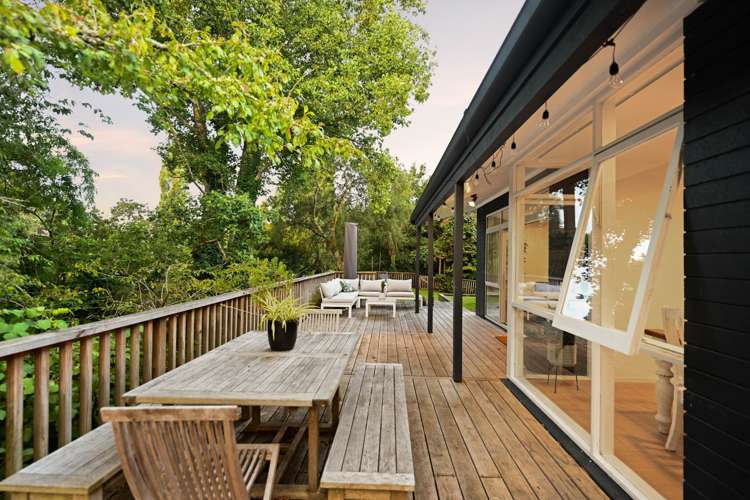 24 Tudor Crescent Chedworth_13