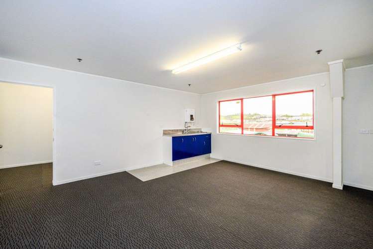 Unit 2/100 Foundry Road Silverdale_7