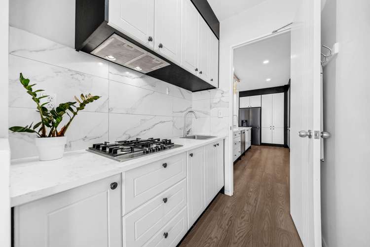 25 Carrygawley Road Flat Bush_10