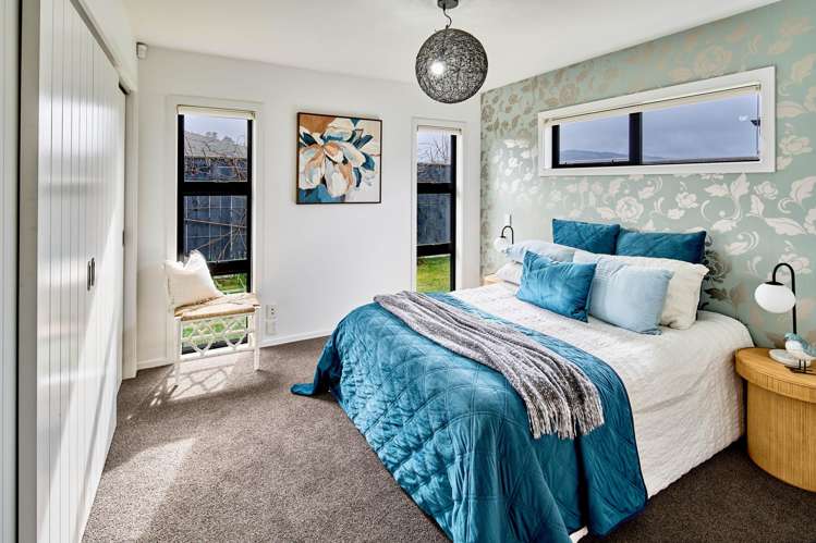 49 Sunstone Crescent Brown Owl_7