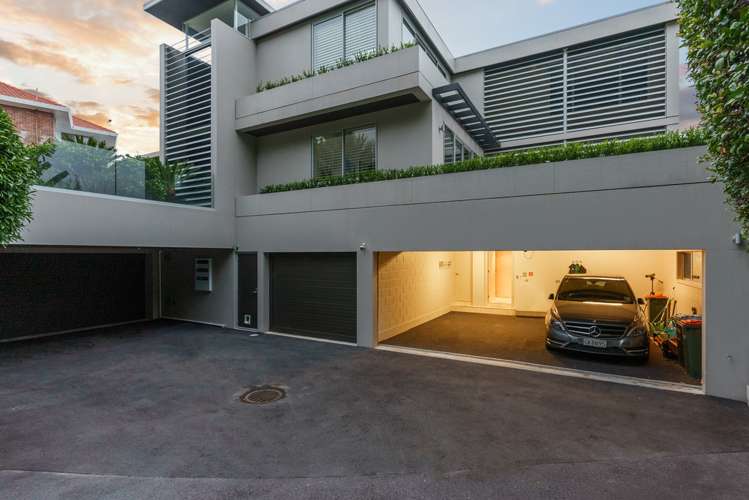 1/27a Paritai Drive Orakei_16