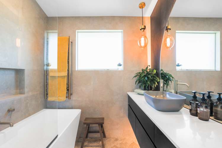 30 Chartwell Street Burwood_10