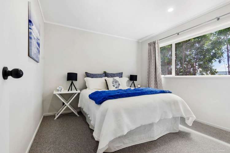 1/4022 Great North Road Glen Eden_8