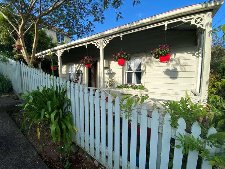 410 Sandes Street Thames_1