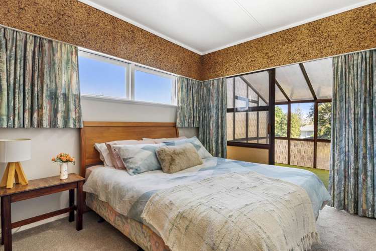 55 Blakeborough Drive Forrest Hill_16