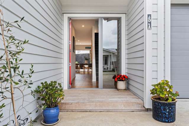 5a Rhodes Avenue Mount Albert_1