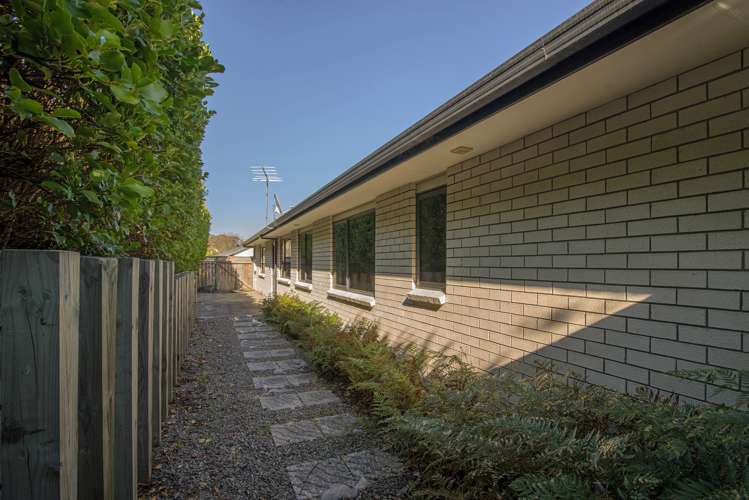 128 Iles Road Lynmore_19