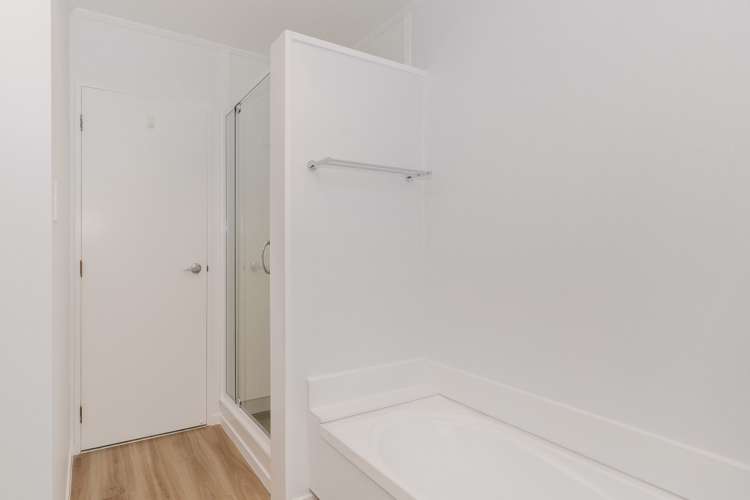 38 Peppertree Glade Kelvin Grove_17