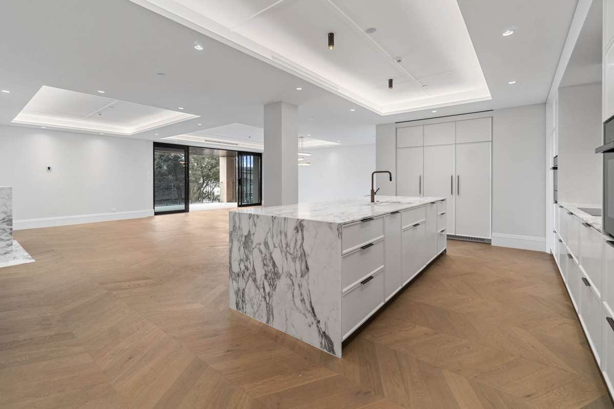 204/4 Victoria Avenue_1