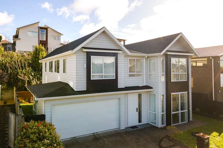 39 Remuremu Street Long Bay_40