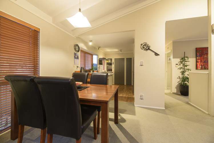 89 Captain Scott Road Glen Eden_7