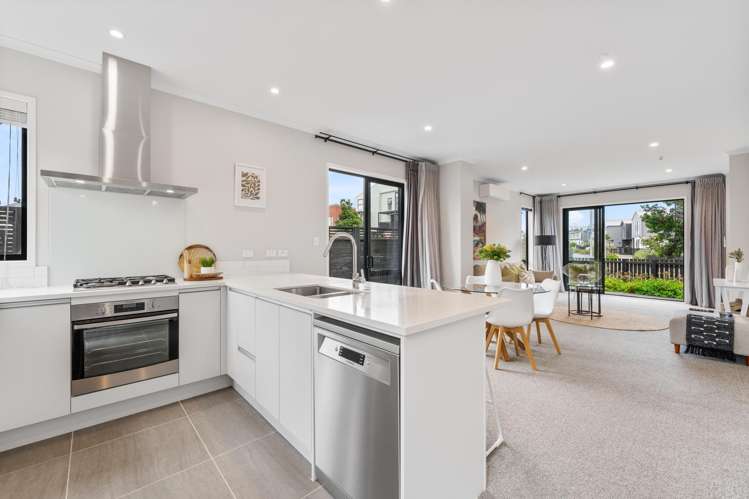 62 Nugget Avenue Hobsonville_1