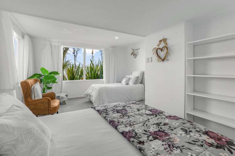 502 Marine Drive Eastbourne_23