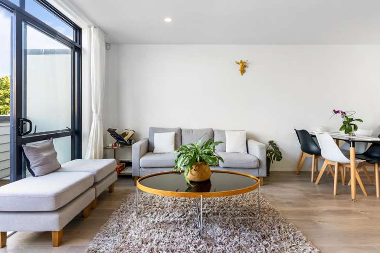 127E Queens Road Panmure_5