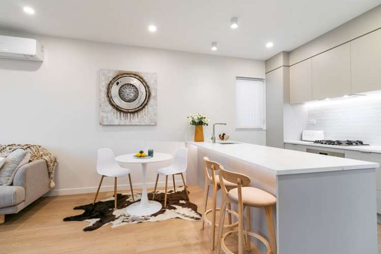 49b Clayburn Road Glen Eden_4