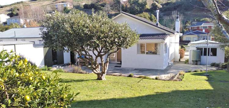 51 Emano Street Toi Toi_13