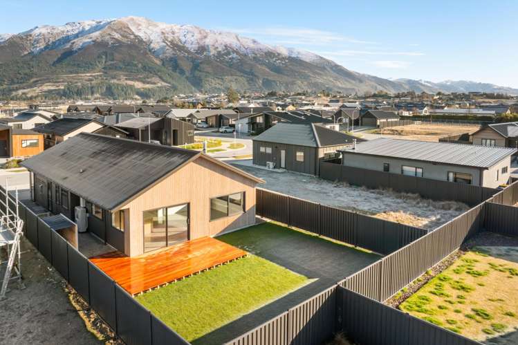 5 Guthrie Street Lake Hawea_4